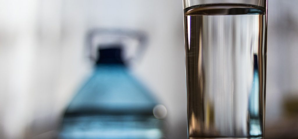 Hydrogen Water vs Alkaline Water​